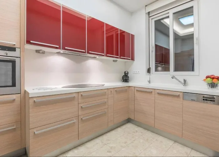 Arhondiko Vs Rhodes Town Rhodes City