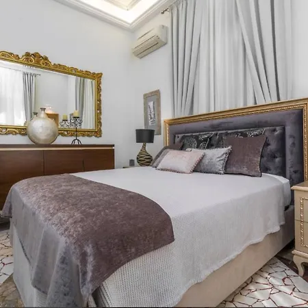 Arhondiko Vs Rhodes Town Родос